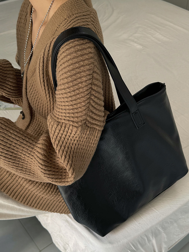 حقيبة كتف نسائية عصرية 2026 جد - مراجعة Leatherwork Classes وسعره